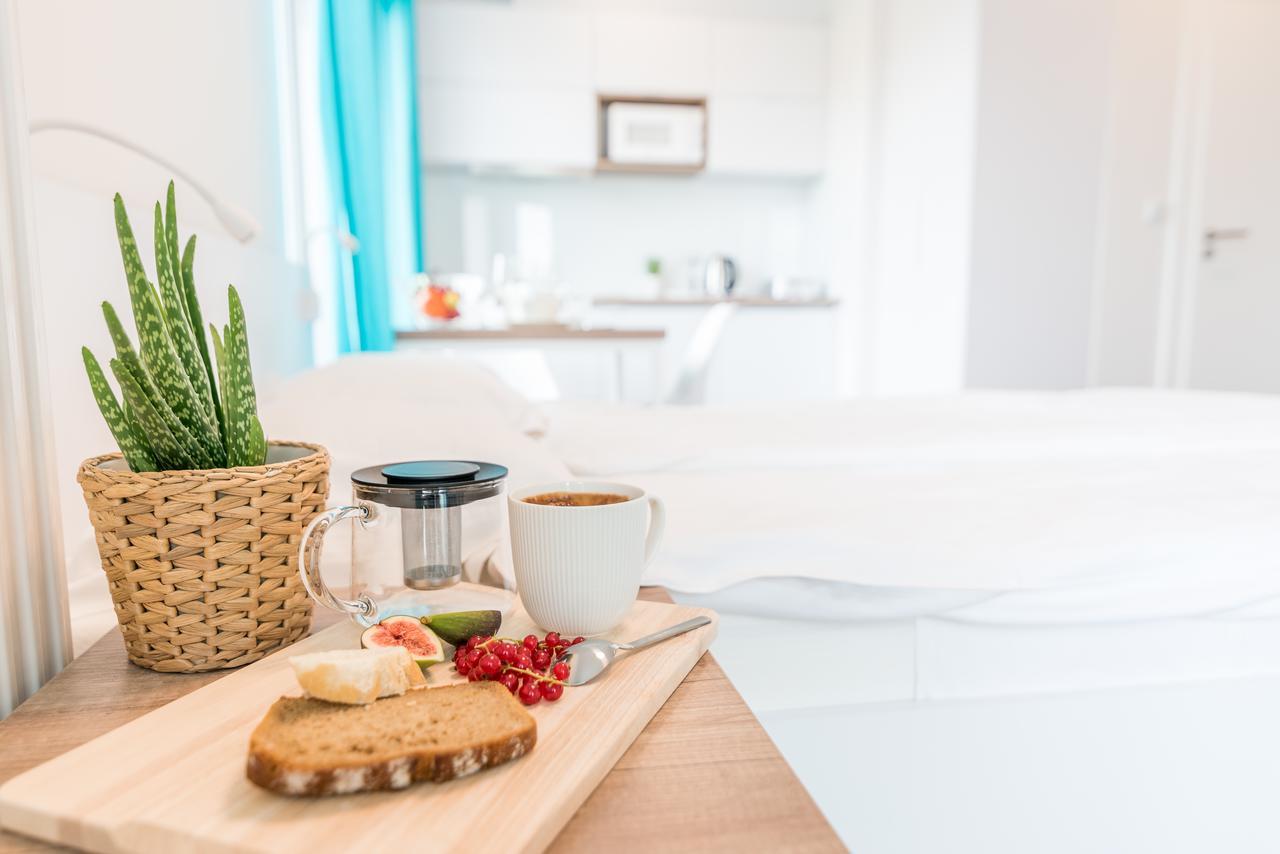 Apartament Invia *